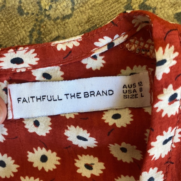 Faithfull the Brand Nina Red Floral Midi Dress - Picture 5 of 11